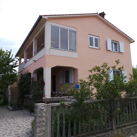 Rina Apartments 라빈 외부 사진