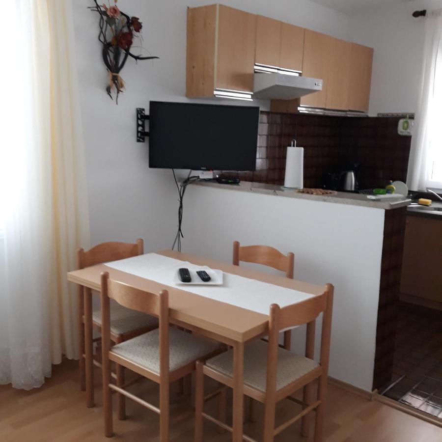 Rina Apartments 라빈 외부 사진