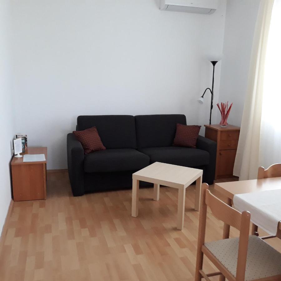 Rina Apartments 라빈 외부 사진