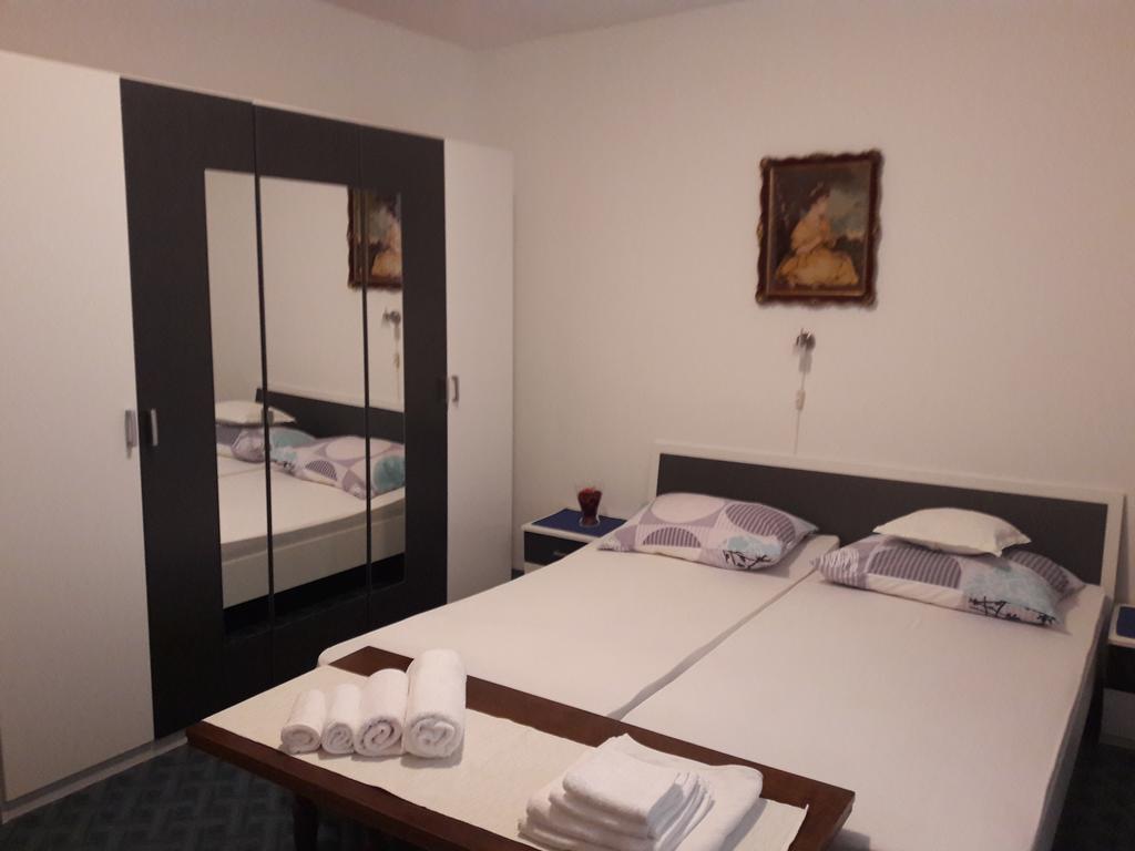 Rina Apartments 라빈 외부 사진